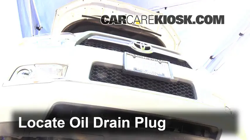 2013 Toyota 4Runner Limited 4.0L V6 Oil Change Oil and Oil Filter
